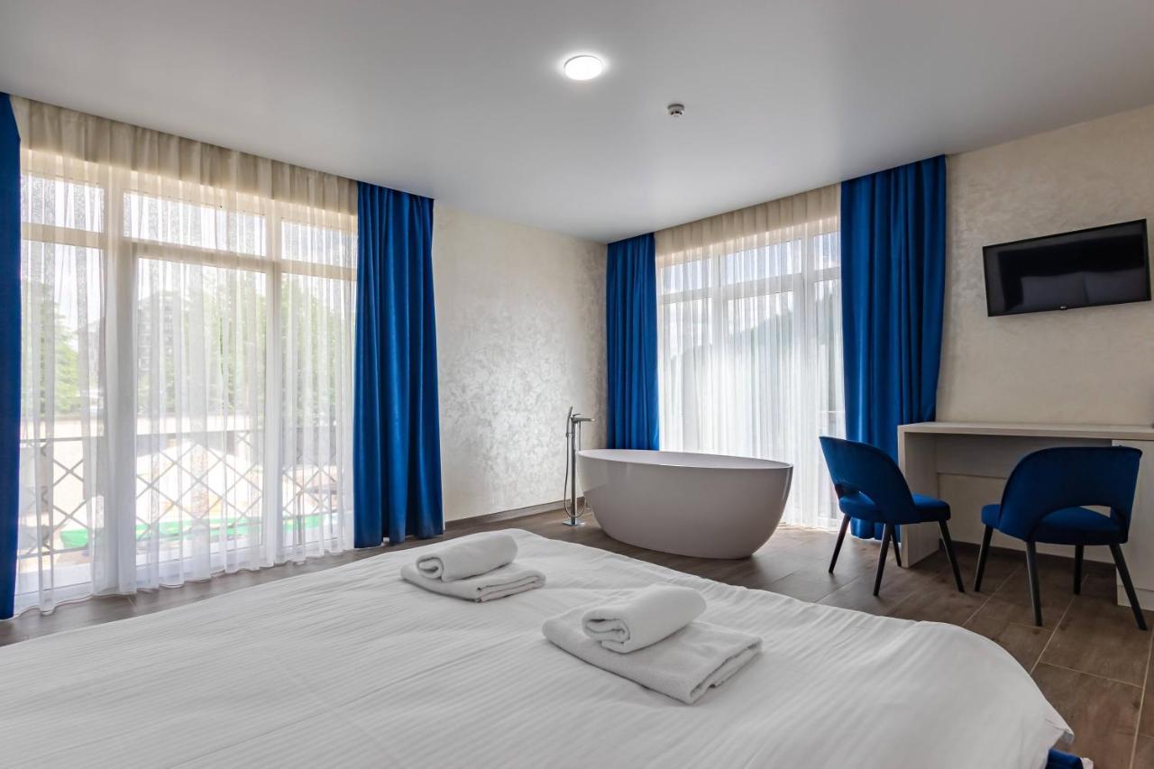 Gold Palace Wellness & Spa Bukovel Exterior photo