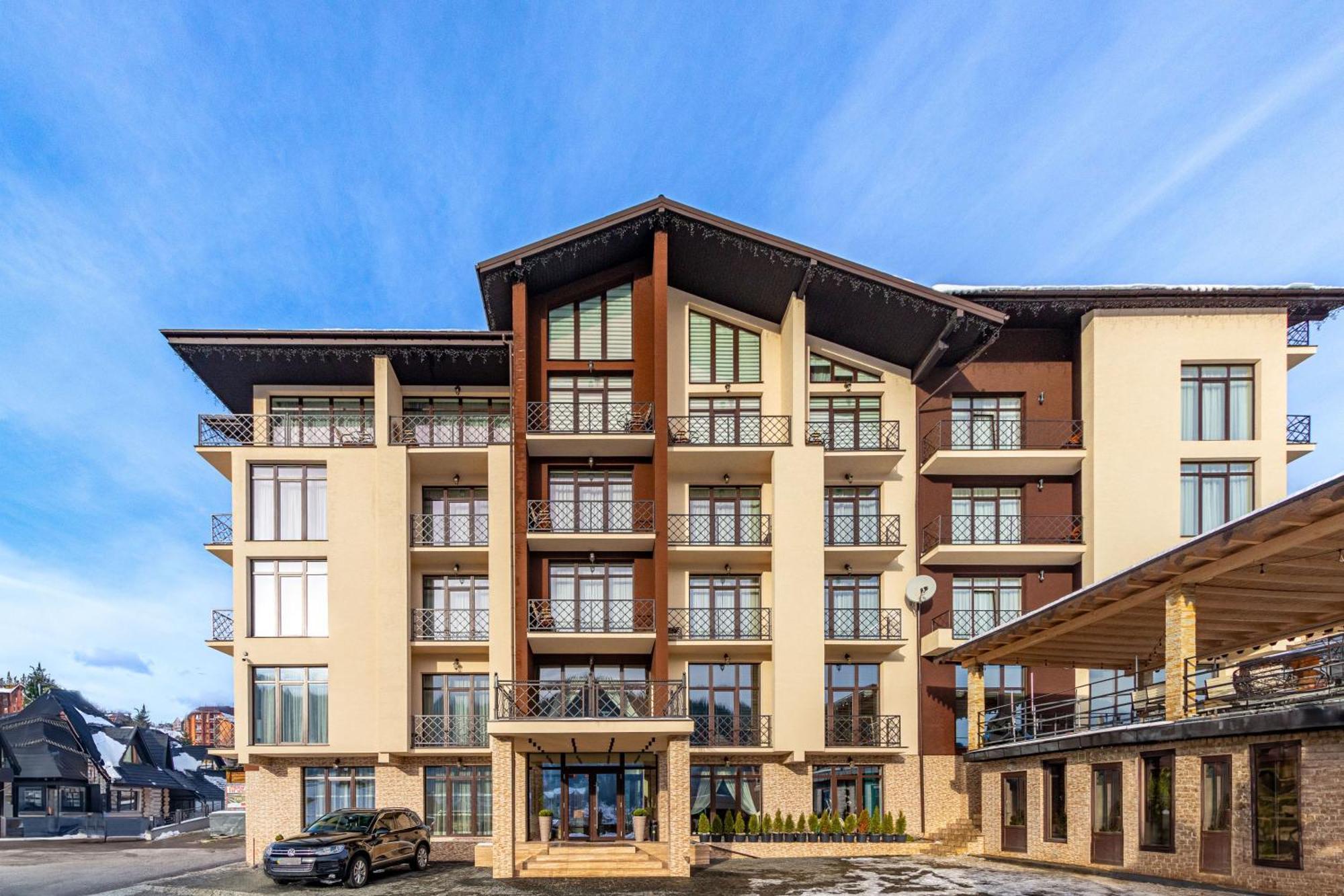 Gold Palace Wellness & Spa Bukovel Exterior photo