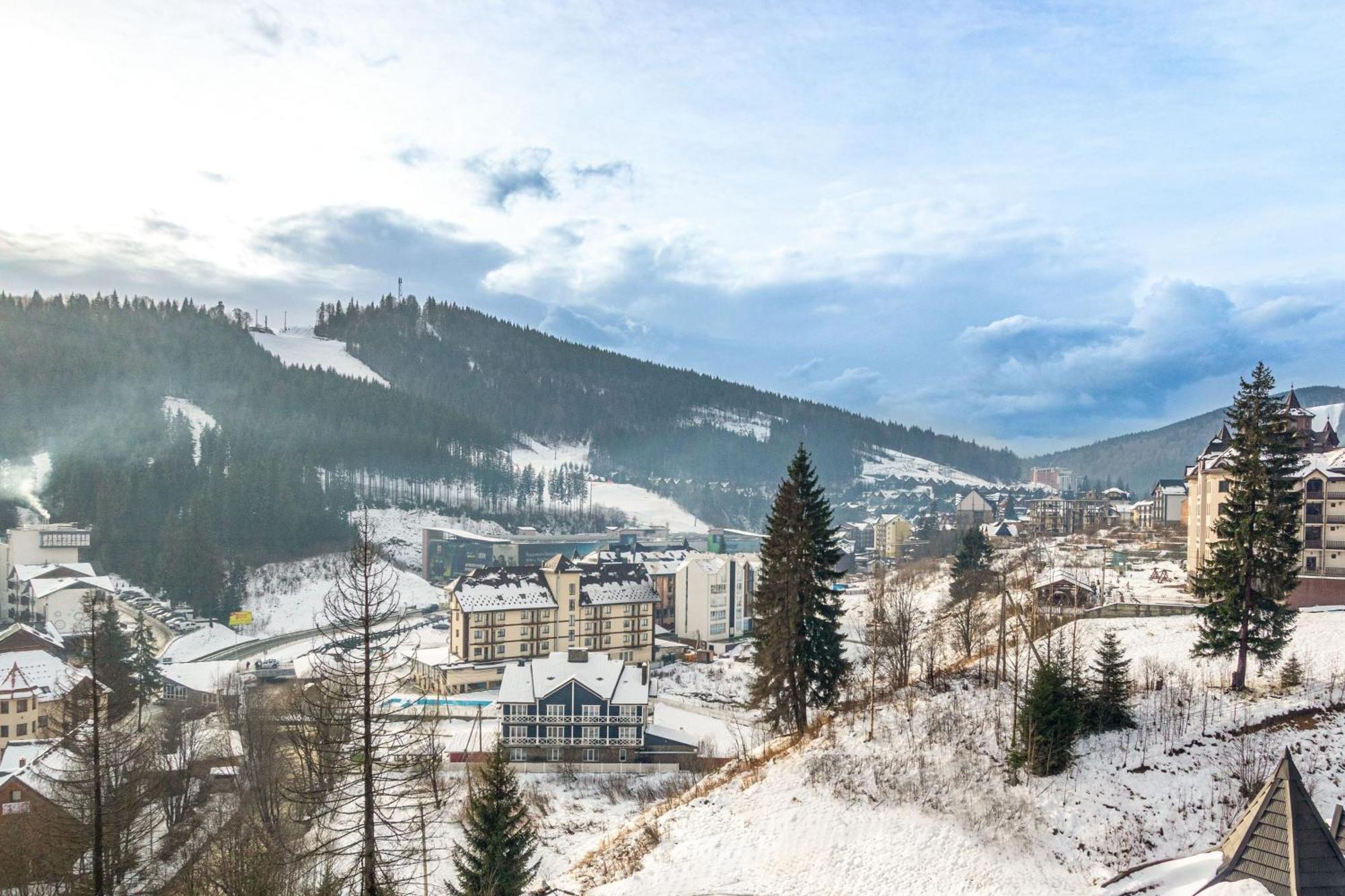 Gold Palace Wellness & Spa Bukovel Exterior photo
