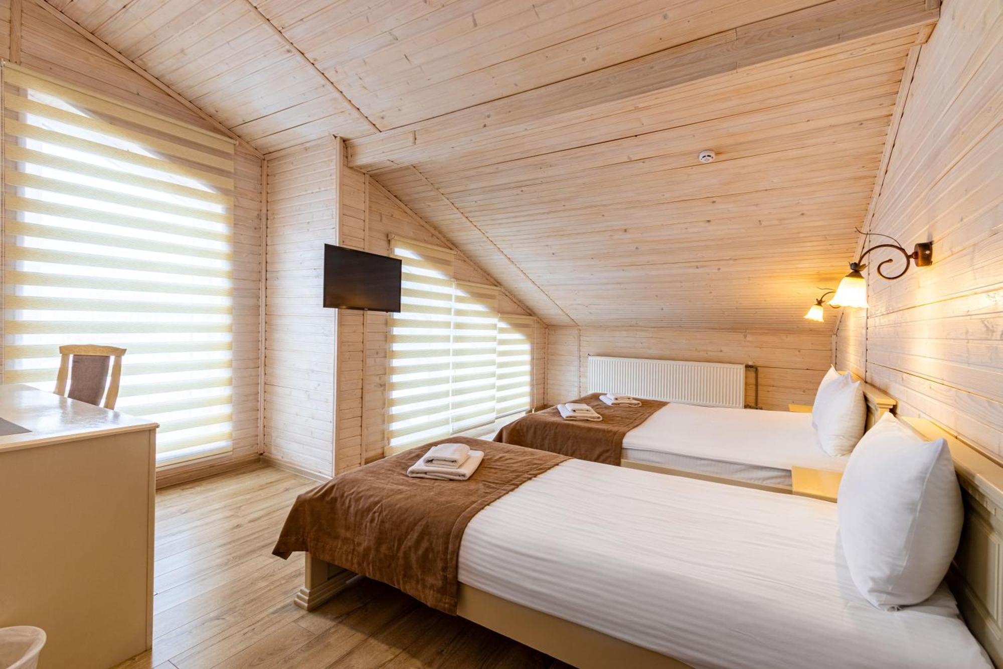 Gold Palace Wellness & Spa Bukovel Exterior photo