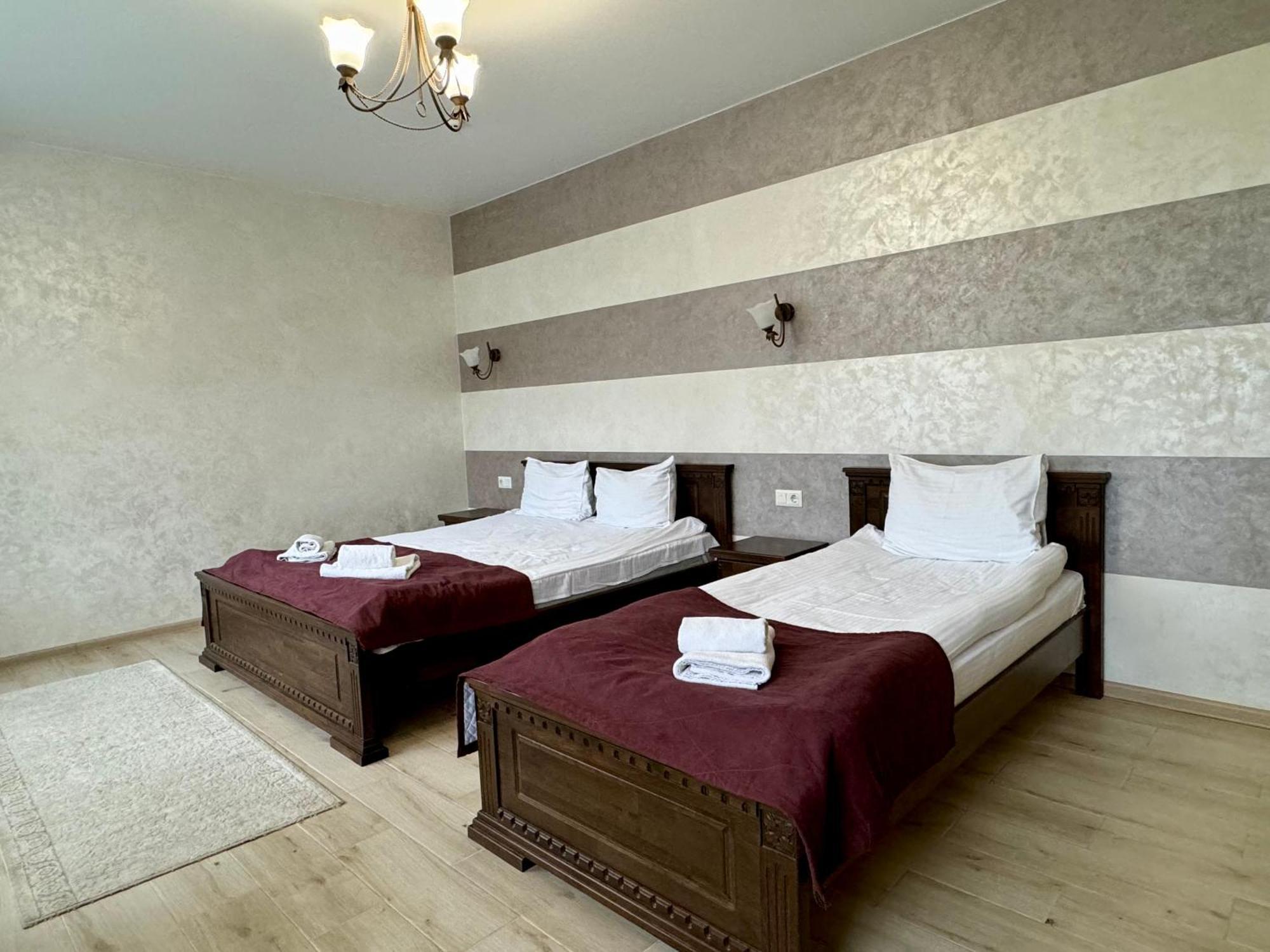 Gold Palace Wellness & Spa Bukovel Exterior photo
