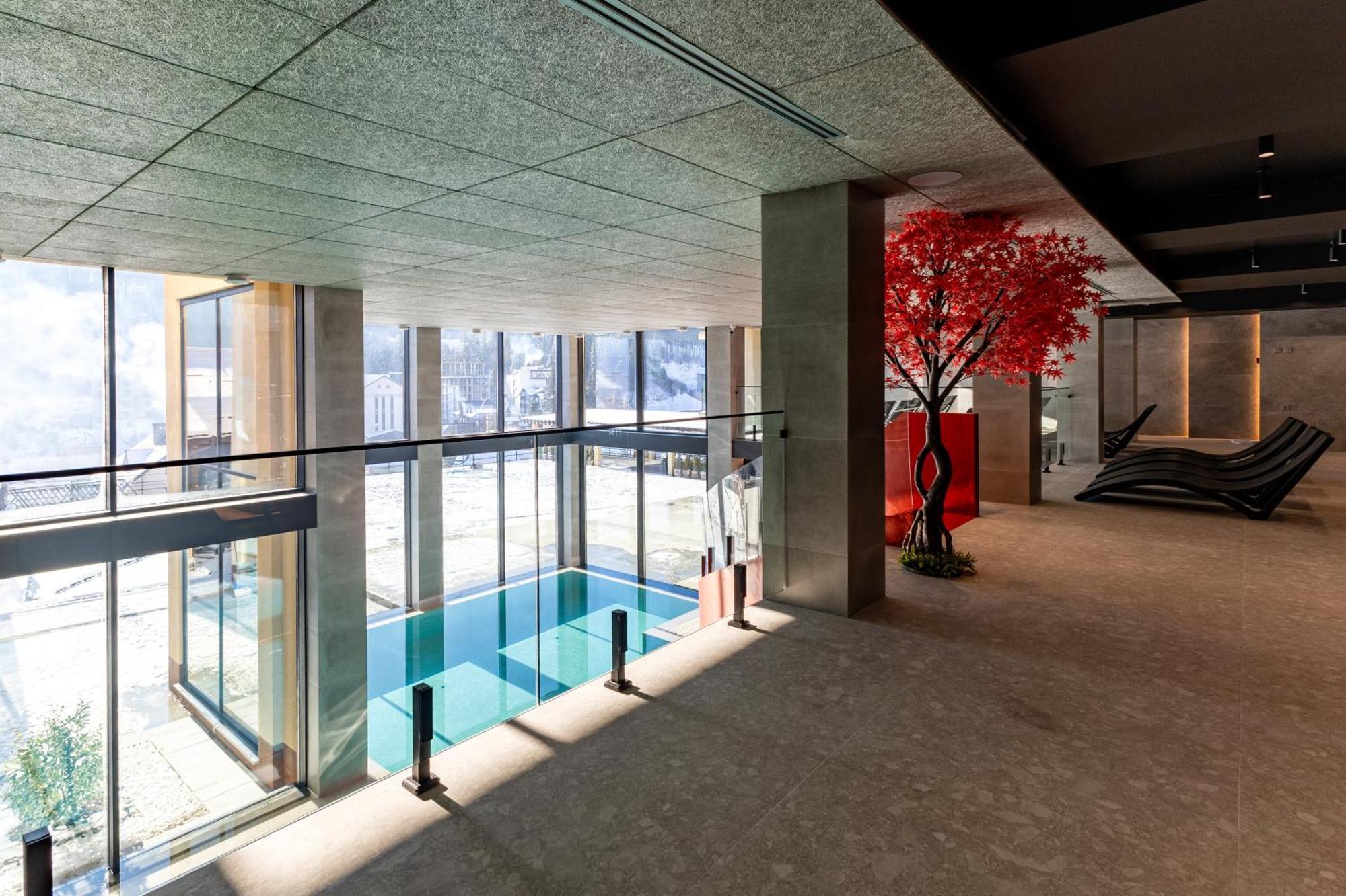 Gold Palace Wellness & Spa Bukovel Exterior photo