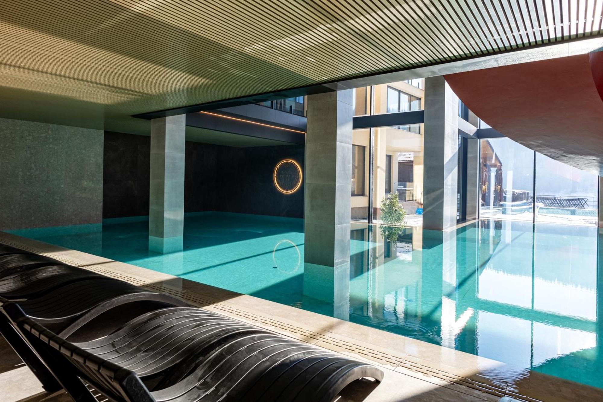 Gold Palace Wellness & Spa Bukovel Exterior photo