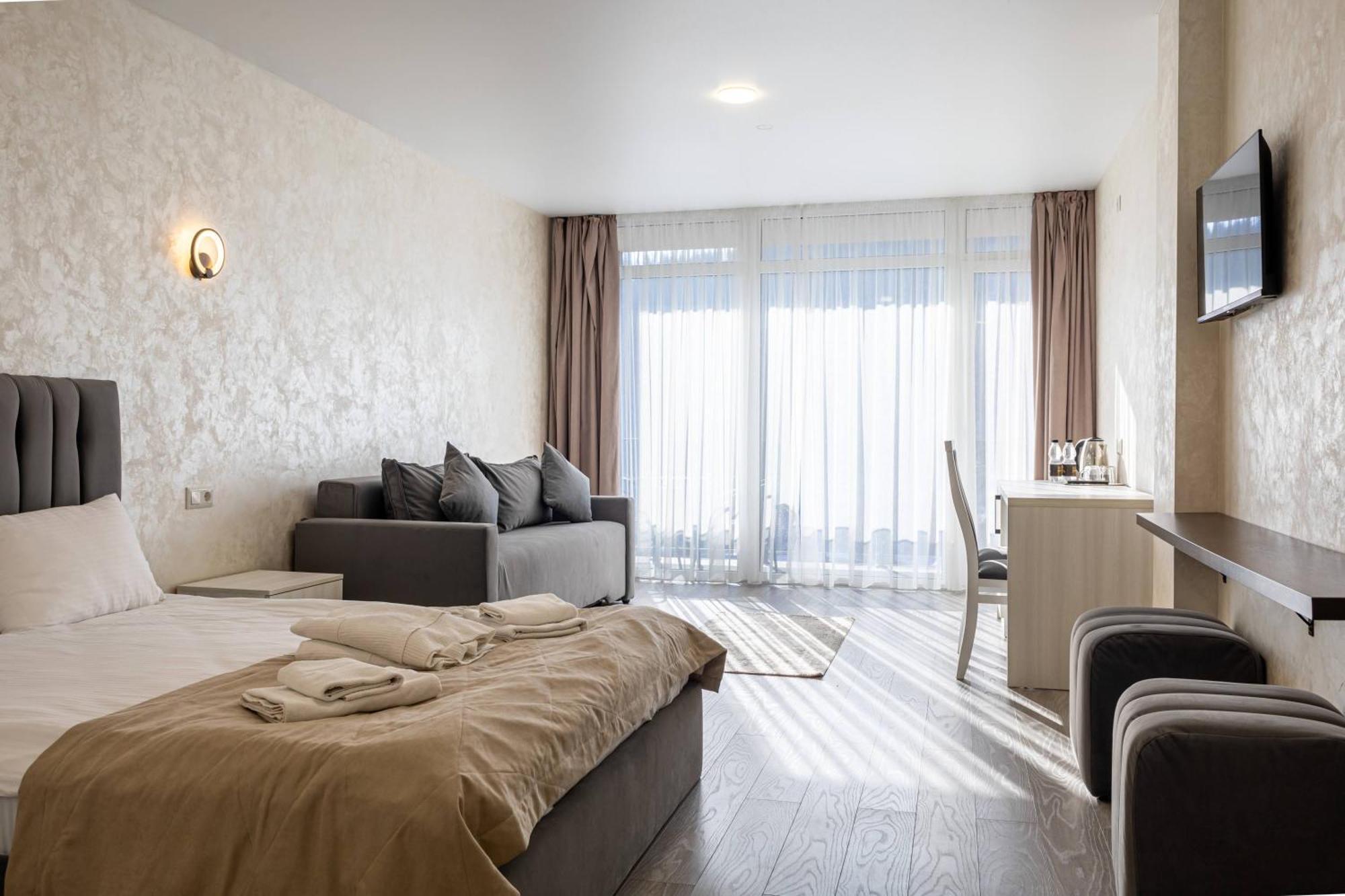 Gold Palace Wellness & Spa Bukovel Exterior photo