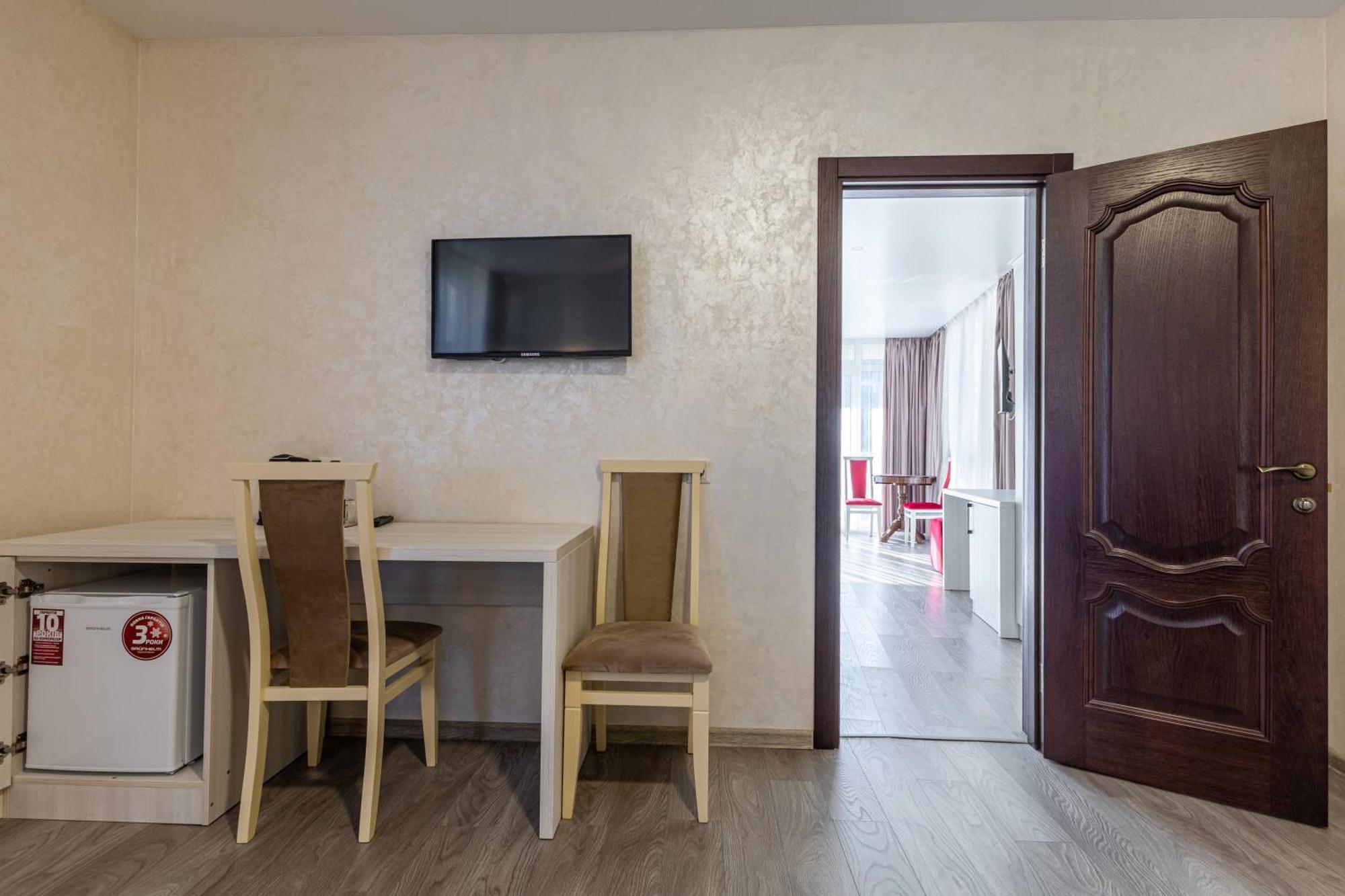 Gold Palace Wellness & Spa Bukovel Exterior photo