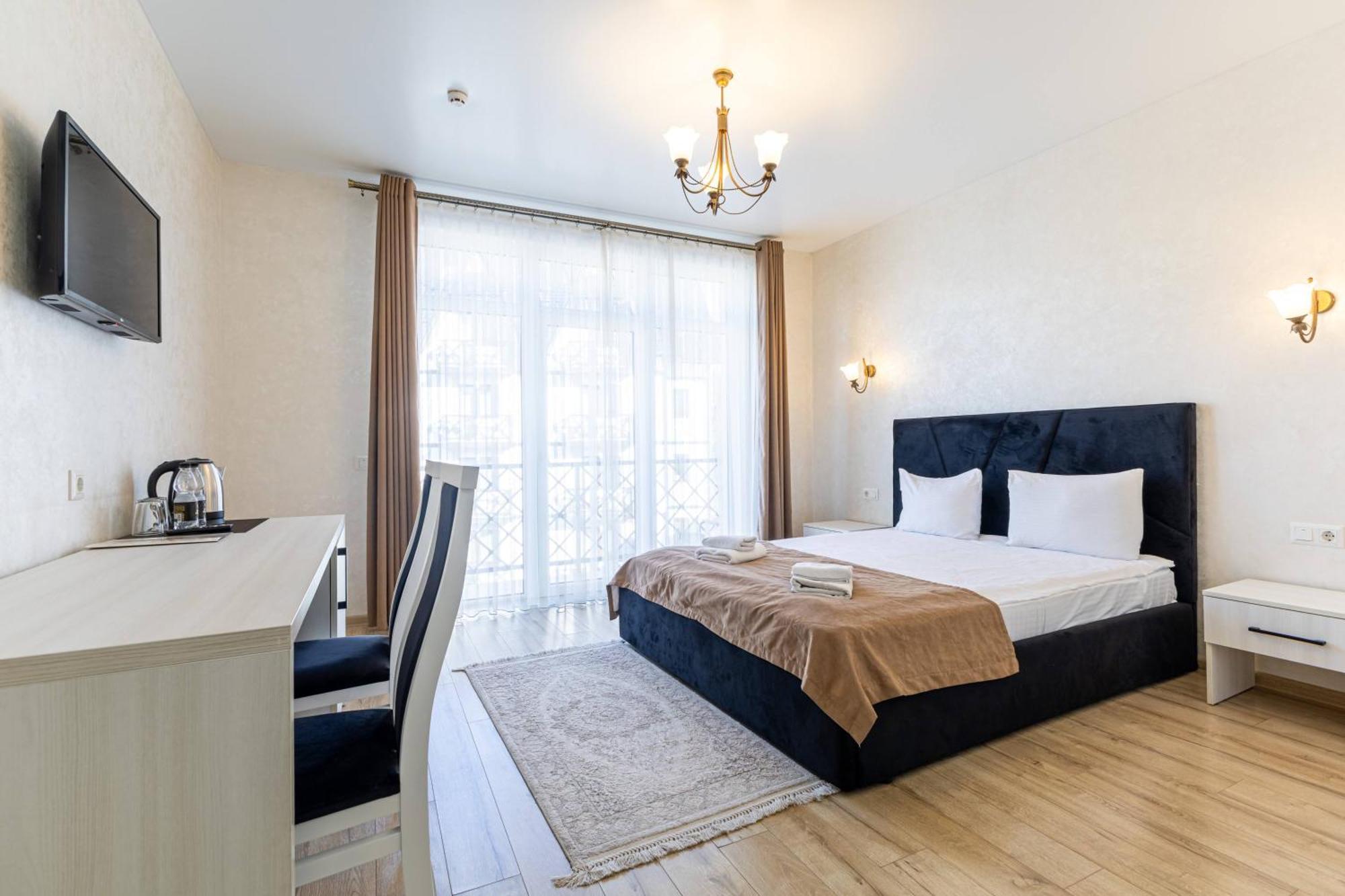 Gold Palace Wellness & Spa Bukovel Exterior photo